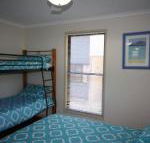 1 Naiad Court Lowset family home with swimming pool  covered deck. Pet friendly - Accommodation Gladstone