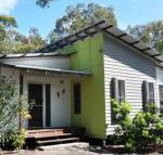24 Esprit Drive Beach home with open plan living  walking distance to beach - Accommodation Gladstone