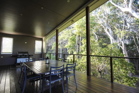 17 Naiad Court Modern Open Plan Family Home With Covered Outdoor Area & Double Lock Up Garage - Accommodation Gladstone 6