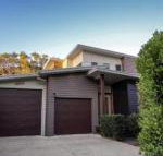 17 Naiad Court Modern open plan family home with covered outdoor area  double lock up garage - Accommodation Gladstone
