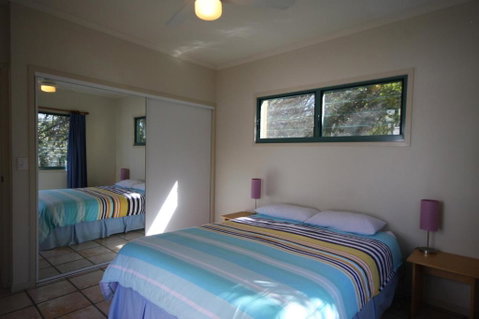 20 Orania Court Spacious Home With Swimming Pool - Accommodation Gladstone 6