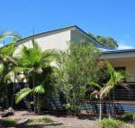 44 Cypress Avenue Holiday home in a quiet location close to patrolled beach  CBD - Accommodation Gladstone