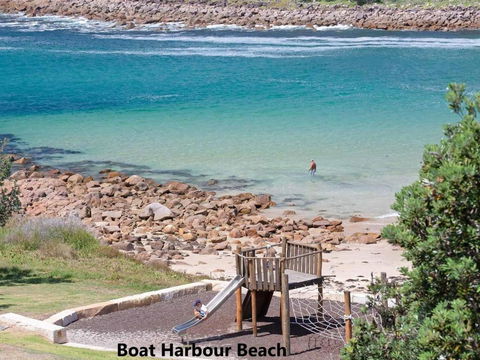 Ultimate Beach House 19a Graham Street Views Peace & Quiet - Accommodation Gladstone 2