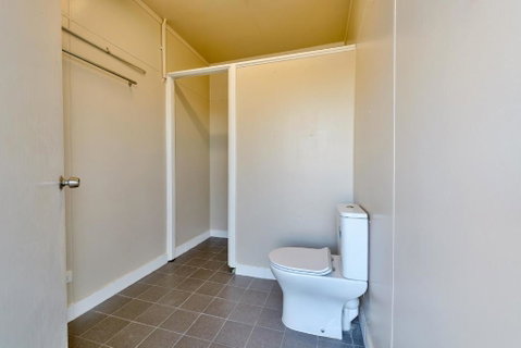 Getaway Villas Unit 38 9 1 Bedroom Separate Private Bathroom - Accommodation Gladstone 5