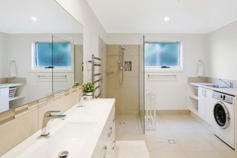 Hillcrest Views Of Wagonga - Accommodation Gladstone 6