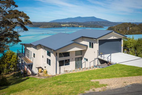 Hillcrest Views Of Wagonga - Accommodation Gladstone 3