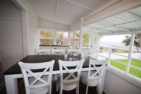Golden Sands At Beachmere - Accommodation Gladstone 6