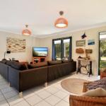 Innisfree Pet Friendly 2 Mins To Beach - Accommodation Gladstone 0