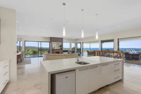 Mont Sapphire Luxury Estate - Accommodation Gladstone 6