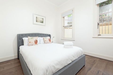 Stunning Sydney Home 7 - Accommodation Gladstone 7