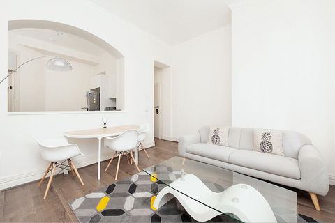 Stunning Sydney Home 7 - Accommodation Gladstone 5