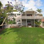 HILLTOP HAVEN In MOLLYMOOK - Accommodation Gladstone 0