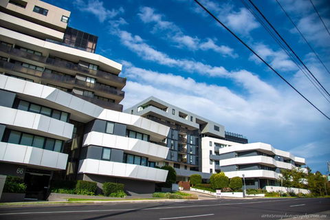 Modern Clean Luxury At The Right Price..... - Accommodation Gladstone 2