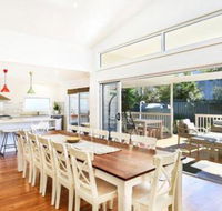 Calming Waters Pet Friendly 3 Min Walk to Beach - Accommodation Gladstone