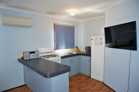 10 Tautog Street - Accommodation Gladstone 1