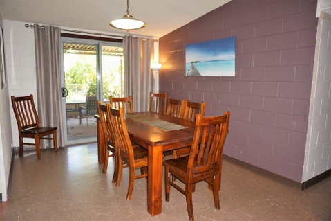 13 Grenadier Street - Accommodation Gladstone 5