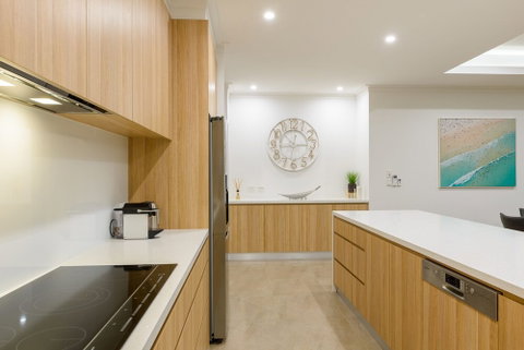 20 Madaffari Drive - Accommodation Gladstone 0