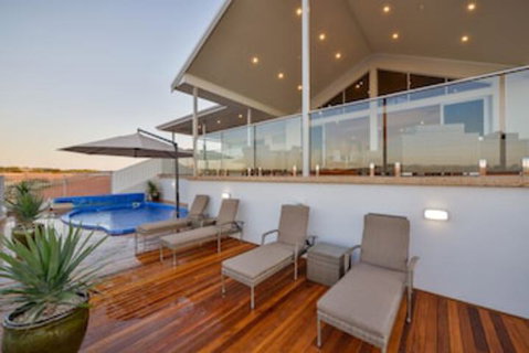 27 Kestrel Place - Accommodation Gladstone 0