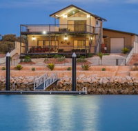 64 Madaffari Drive - Accommodation Gladstone