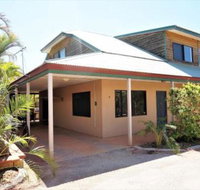 Ningaloo Breeze Villa 8 3 Bedroom Fully Self Contained Holiday Accommodation - Accommodation Gladstone