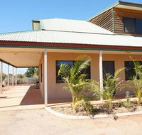 Ningaloo Breeze Villa 6 3 Bedroom Fully Self Contained Holiday Accommodation - Accommodation Gladstone