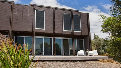ST ANDREWS BEACH APARTMENT 4.01 - Accommodation Gladstone 3