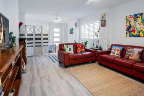 Mahalo - Accommodation Gladstone 6