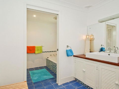 Casa Callala On King George Well Appointed Home - Accommodation Gladstone 1