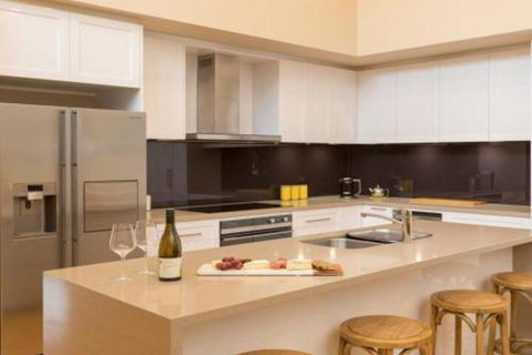 Callala Breeze Access To Indoor Community Pool - Accommodation Gladstone 3