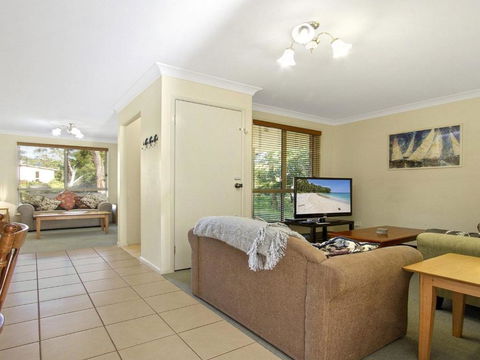 Dolphin Cottage In The Heart Of Callala Beach - Accommodation Gladstone 6
