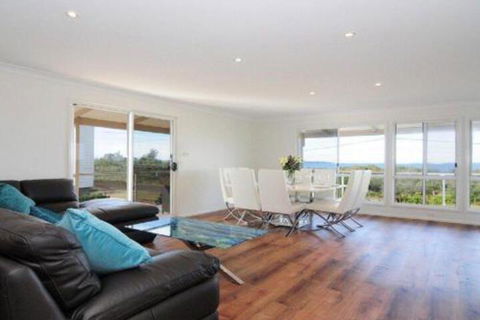Marilyns 180 Degree Views Of Jervis Bay - Accommodation Gladstone 2