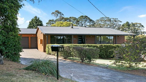 Rosella House Robertson A Tranquil Highlands Escape - Accommodation Gladstone 4