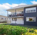 Sea Gem air conditioned  fireplace - Accommodation Gladstone