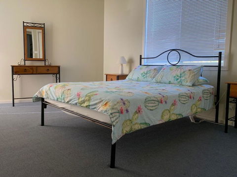 Sheoak Holiday Home - Accommodation Gladstone 3