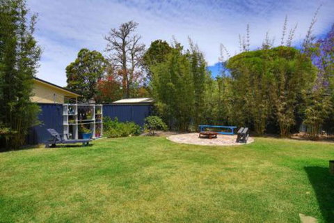 Aloha Pet & Family Friendly 10 Min Walk To Beach - Accommodation Gladstone 4