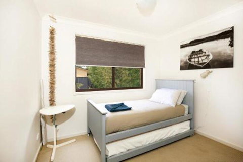 Aloha Pet & Family Friendly 10 Min Walk To Beach - Accommodation Gladstone 3