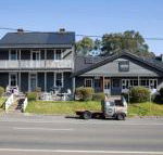 Robertson Public House  Kitchen - Accommodation Gladstone