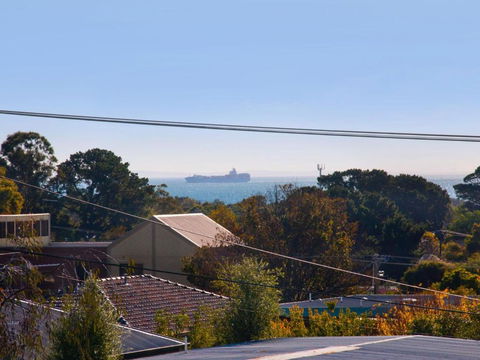 FAMILY GETAWAY DROMANA - Accommodation Gladstone 5