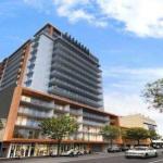 RNR Light Square - Accommodation Gladstone 1