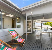 Surfs up Peregian Beach - Accommodation Gladstone