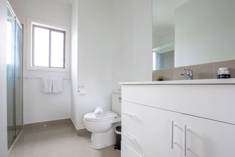 Stunning 3beds Near Knox Shopping Centro@wantirna - Accommodation Gladstone 5