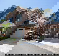Peaceful Designer 2brleafy Mill Park - Accommodation Gladstone