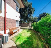 Masterpiece on Moseley Art Deco Luxury Beach Wifi - Accommodation Gladstone