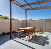 Noosa on Moseley Close to Beach Wifi Nespresso - Accommodation Gladstone
