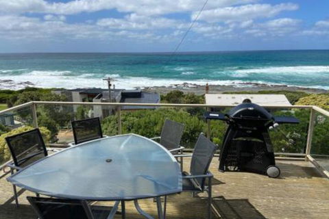 PANORAMA VIEWS Spectacular Ocean Views - Accommodation Gladstone 0