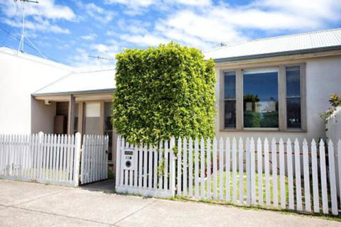 BELLA CASA - Accommodation Gladstone 5
