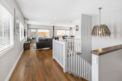 HALE KUPA Rye Beach House Spa Table Tennis - Accommodation Gladstone 1