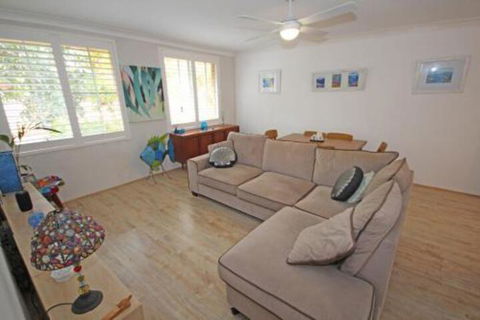 Annies Apartment - Accommodation Gladstone 2
