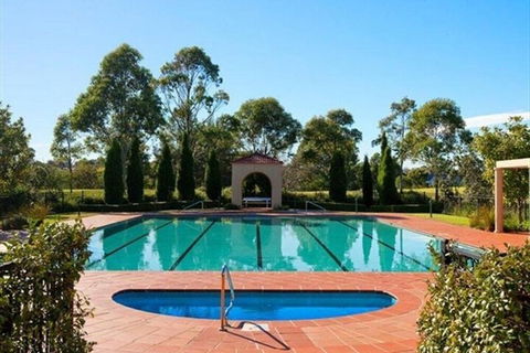 HC102 Karrabee Avenue Huntleys Cove - Accommodation Gladstone 2