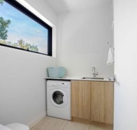 Designer Taste 2BR Townhousehawthorn - Accommodation Gladstone